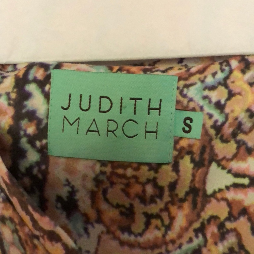 Judith March Top - Picture 3 of 4